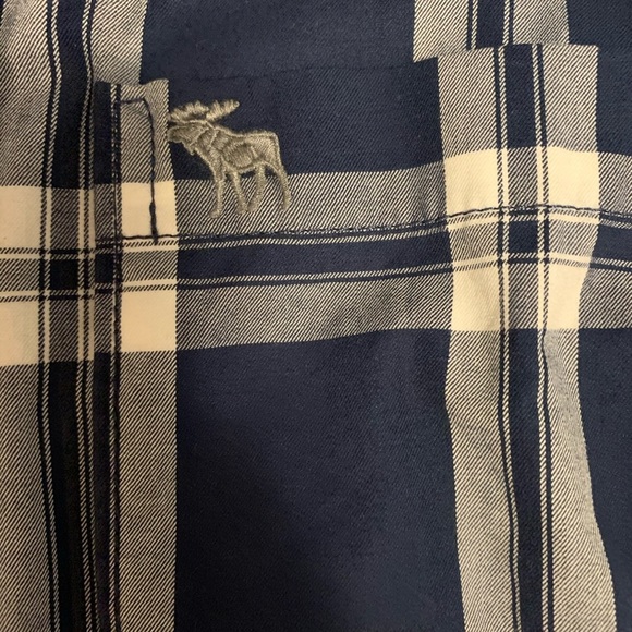 A&F button up plaid shirt size large - Picture 4 of 6